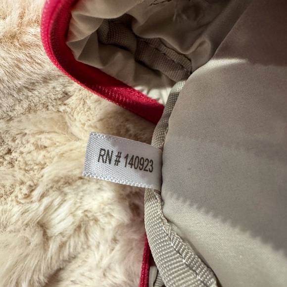 Lou & Grey Quilted Cross Body Bag in Deep Pink - Picture 6 of 6